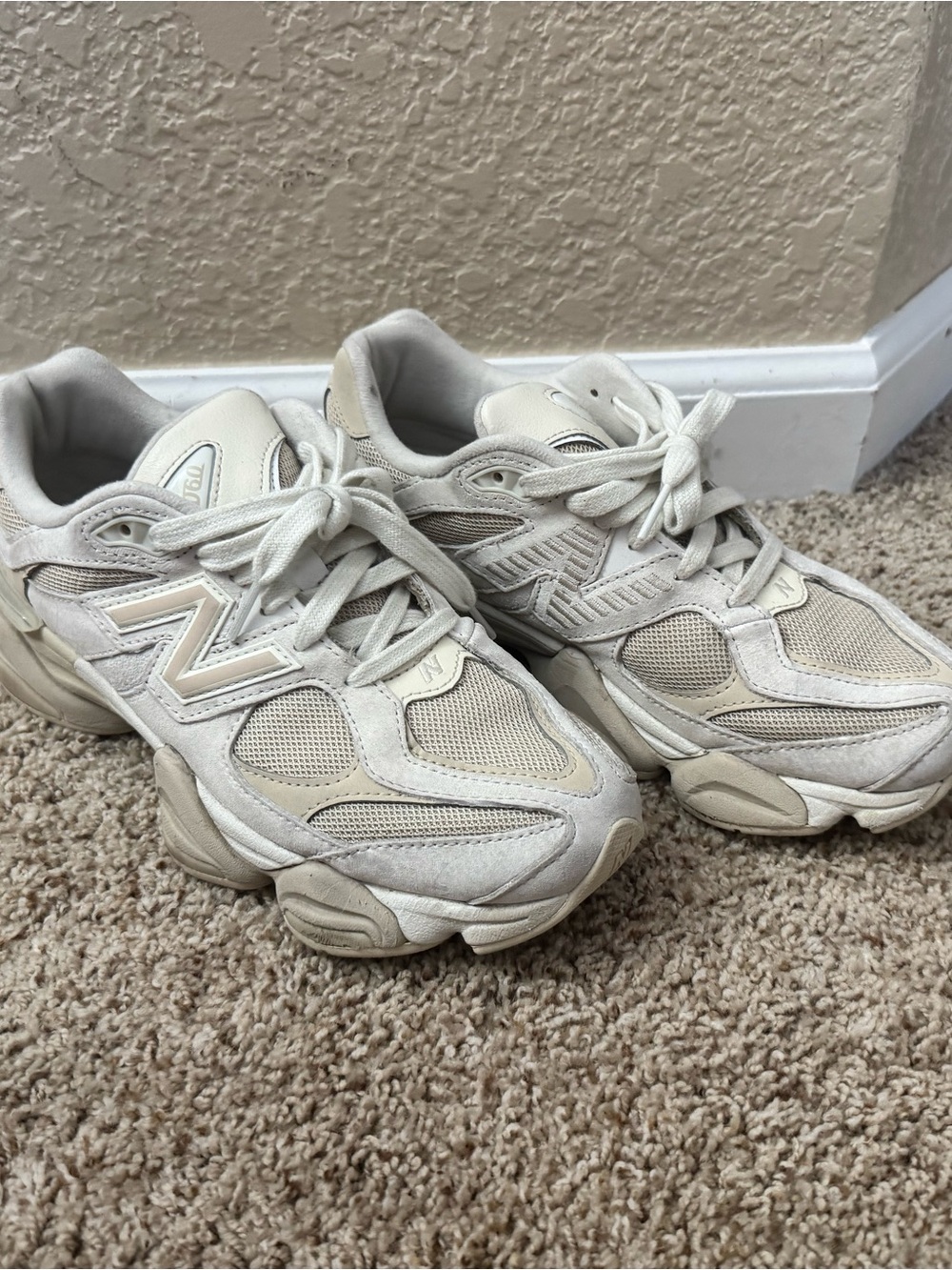 New Balance 9060 U9060SS Beige White Colorway Size 9